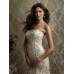 Интересное свадебное платье русалка с аппликациями